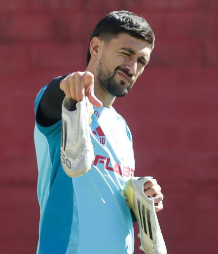 O Maestro Silencioso: A História de Arrascaeta, o Gênio Uruguaio que Virou Rei no Flamengo