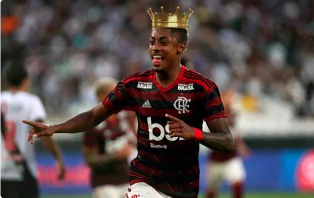 Bruno Henrique, o Rei dos Clássicos: A Saga de Superação do Craque do “Outro Patamar”