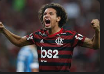 Willian Arão, de “Patinho Feio” a Pilar Indispensável: A História do Herói Resiliente da Geração de Ouro