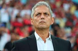 Por Onde Anda Reinaldo Rueda? Do “Quase” no Flamengo ao Choro Viral após Fracasso Mundial