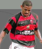 “Eles Fingem que me Pagam, Eu Finjo que Jogo”: A História do Caso Vampeta e a Frase que Virou Símbolo do Caos no Flamengo