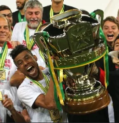 A Conquista da Raça: A História do Improvável Título da Copa do Brasil de 2013