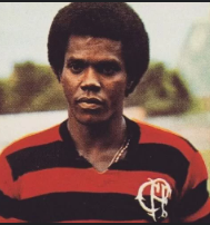 O “Pai” da Geração Zico: Por Que Cláudio Adão Foi o Ídolo Fundamental (e Esquecido) de 1978